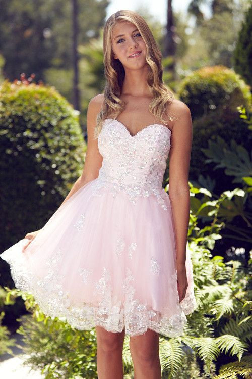 Feminine Lace Accented Sweetheart Appliques Strapless Tea Length Homecoming Dress