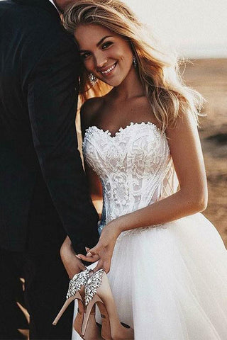 products/A_Line_Romantic_Sweetheart_Strapless_Tulle_Bridal_Gown_With_Appliques_Wedding_Dress_W1005-2.jpg