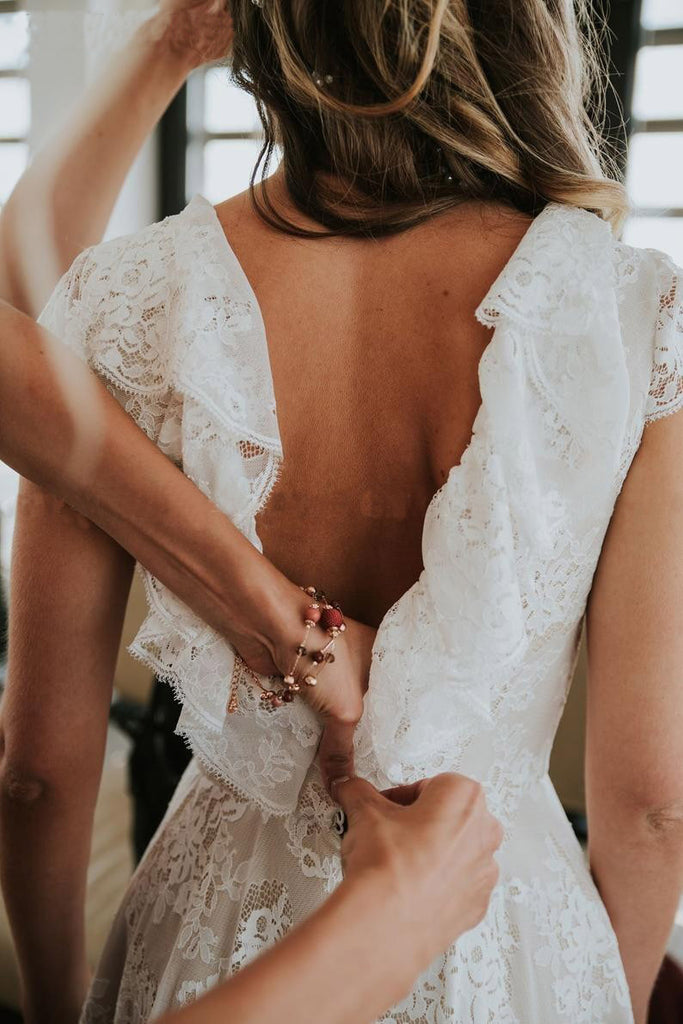 Elegant Lace Cap Sleeve V Back Ivory Beach Wedding Dresses Boho Wedding Gowns W1024