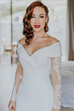 Charming Off the Shoulder Long Sleeves V-Neck Mermaid Wedding Dress Bridal Dress W1194